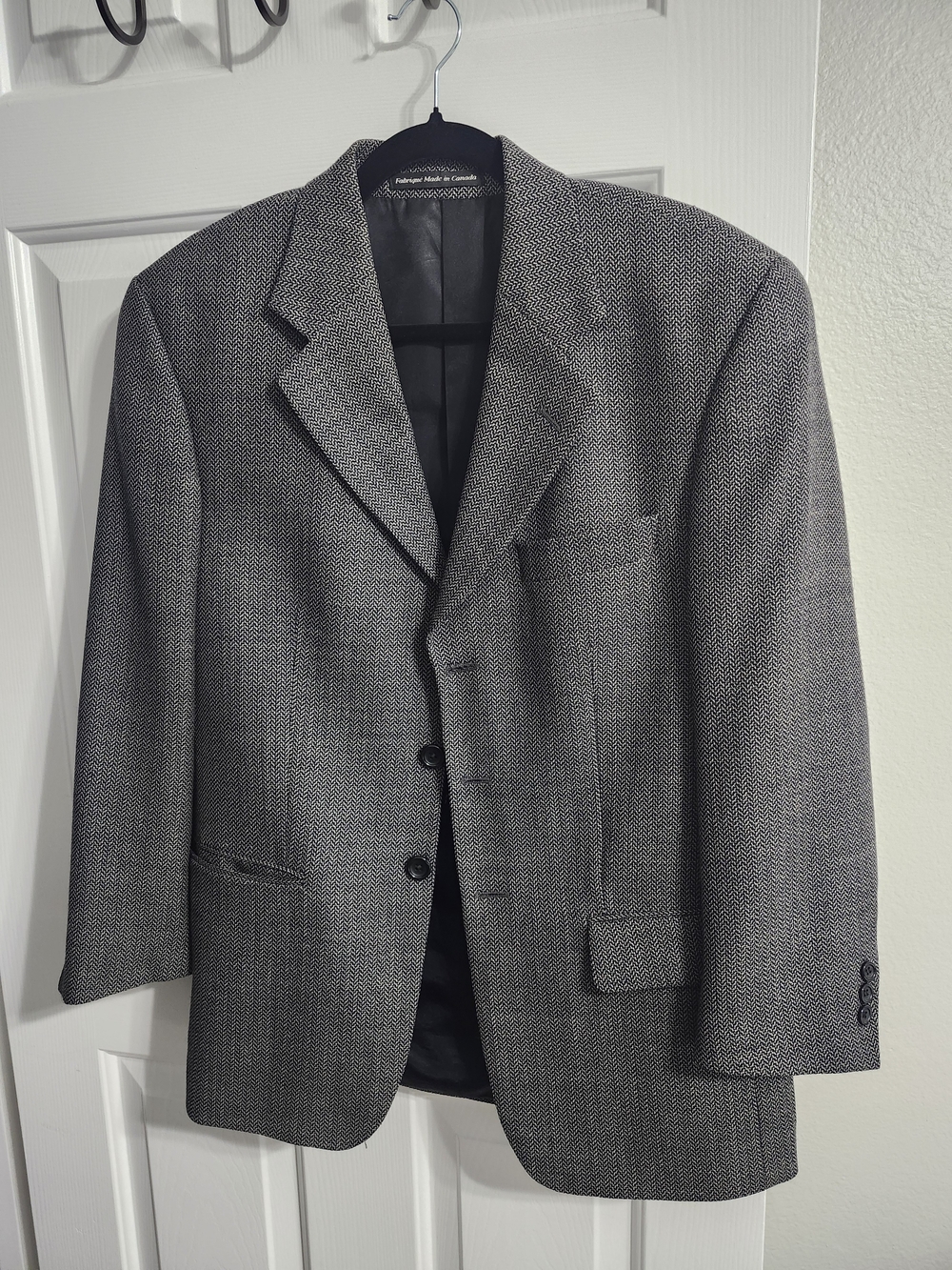 Men's Gray Herringbone Sport Coat Blazer